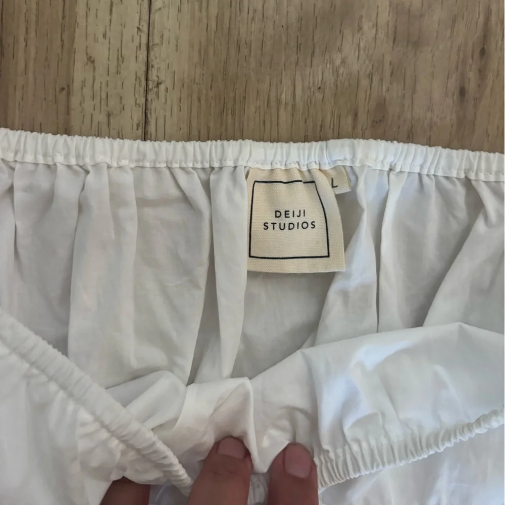 White deiji studios tube top - Picture 2 of 2